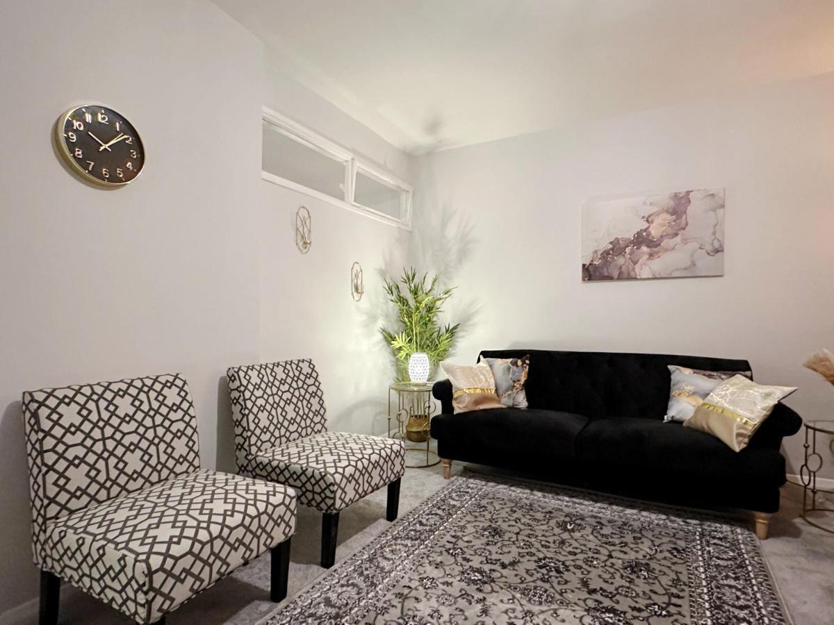 Zoey Place Near Thames River - 2 Double Beds, 1 Single Bed, Spacious, Ideal For Families Londres Exterior foto